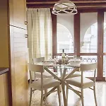 Ai Sansoni Canal View By Venicescape Apartment