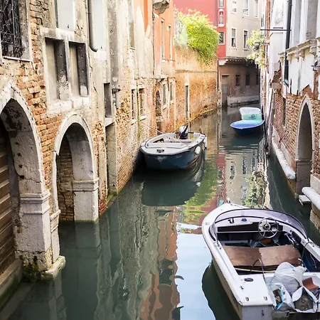 Ai Sansoni Canal View By Venicescape Apartment Venedig