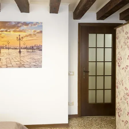 Ai Sansoni Canal View By Venicescape شقة البندقية