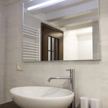 Διαμέρισμα Rialto Corte Dei Sansoni Canal View By Wonderful Italy