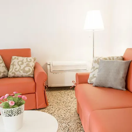 Apartment Ai Sansoni Canal View By Venicescape Venedig